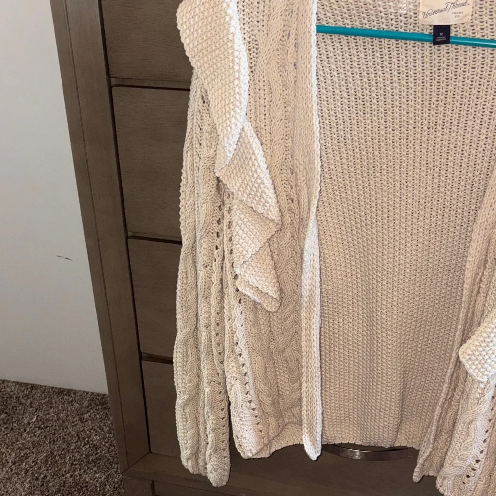 Universal Thread Cream Ruffle Cardigan - Picture 5 of 13